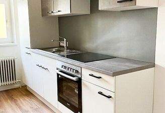 Einbauküche mit Fenster