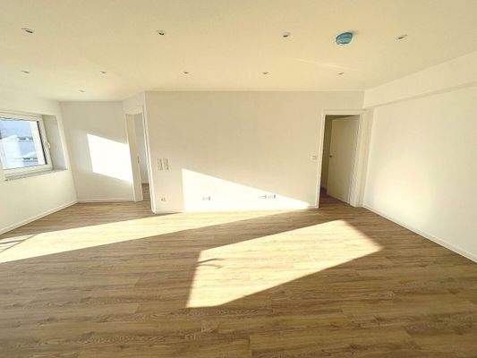 Wohnbereich + Hauswirtschaftsraum 