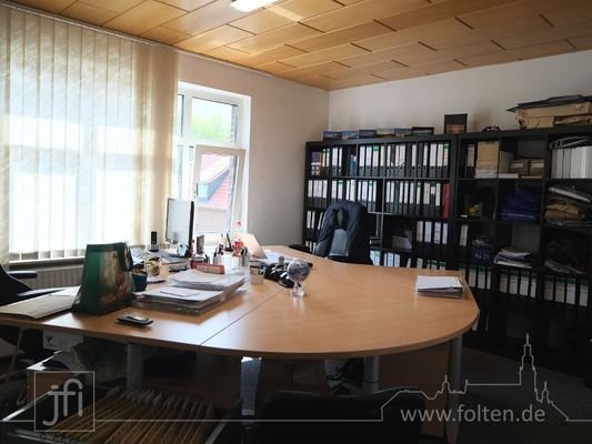 Büro 1