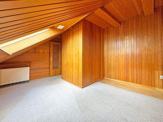 Zimmer 2.2 Dachboden