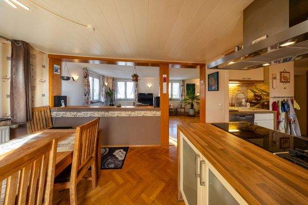 Wohnküche mit Essbereich