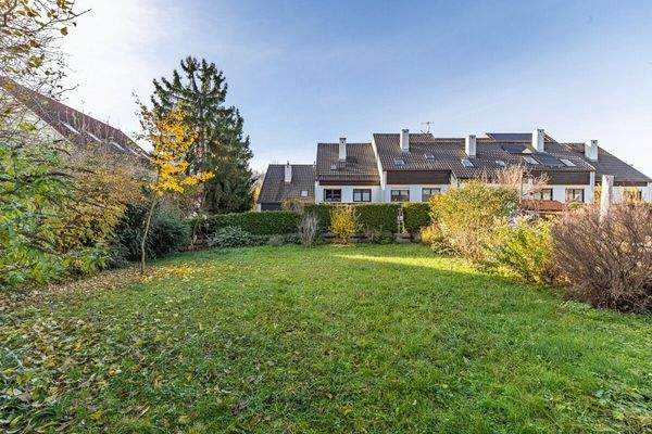 Großzügiger Garten