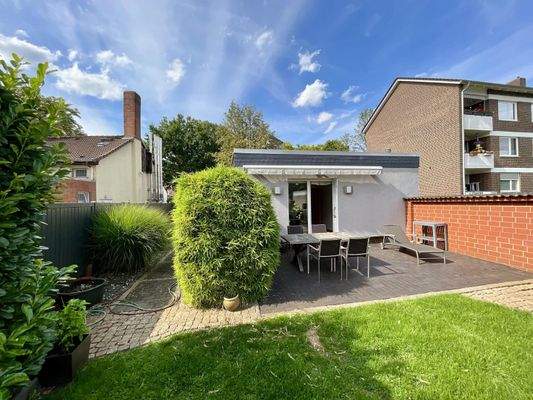 Blick aus dem Garten