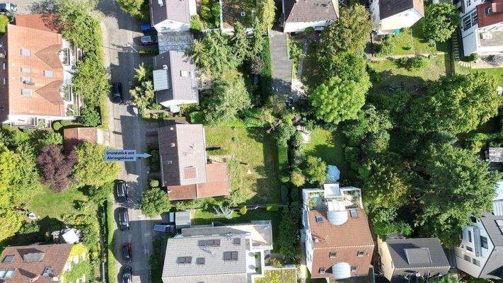 Grundstück mit Altgebäude