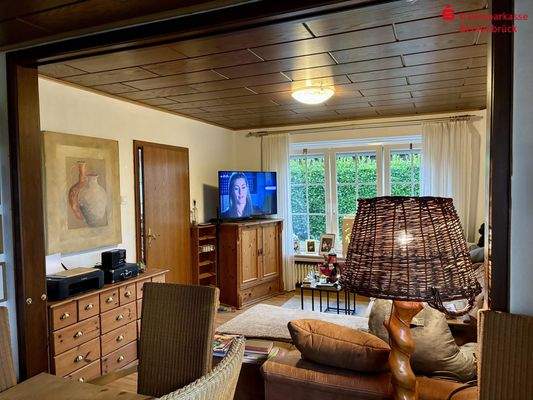 Einliegerwohnung im EG des Altbaus - Wohnzimmer