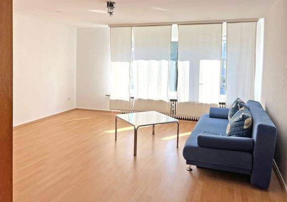 Nr 12 OG WG Wohnzimmer (2)