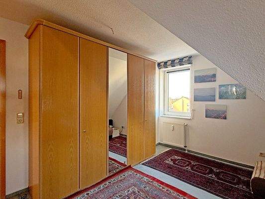 Schlafzimmer OG 3