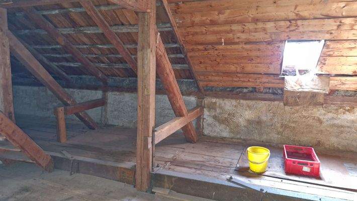 ausbaufähiger Raum OG