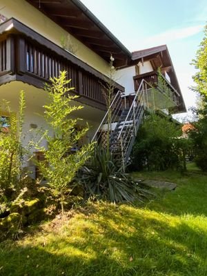 Balkon/Abgang zu Terrasse und Garten