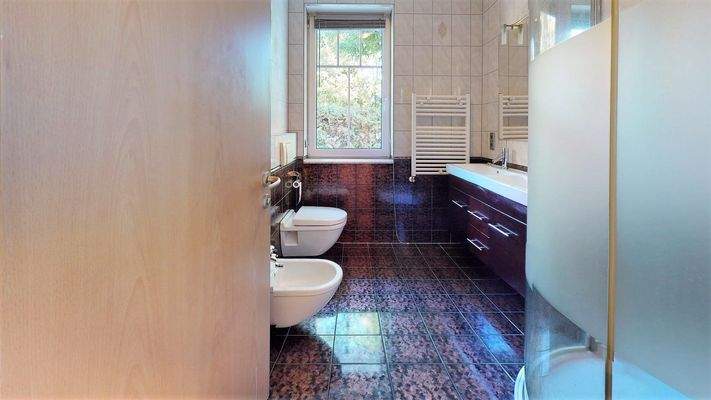 Erdgeschoss Schlafzimmer