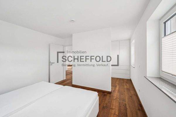 Schlafzimmer und Ankleide