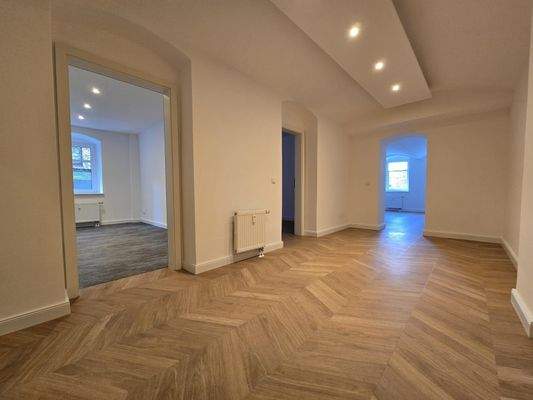 Kaitzer 135 Souterrain Flur