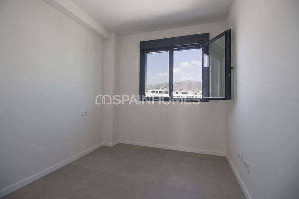 4-Bedroom Penthouse in Torremolinos with Sea Views