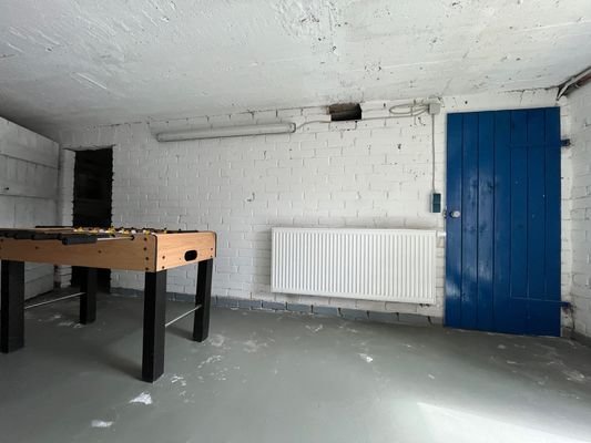 Freizeitraum im Keller beheizt
