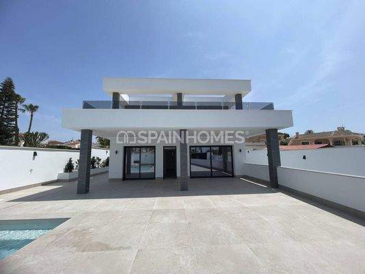 New Houses with Private Pool in Ciudad Quesada