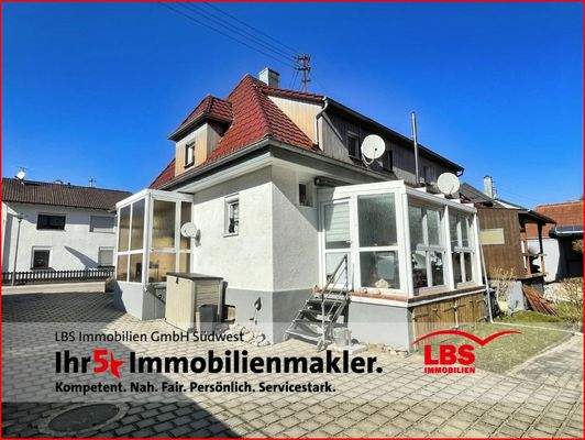 Ansicht mit Wintergarten