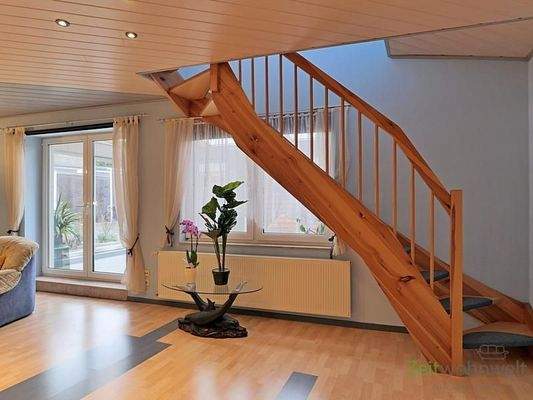 Wintergartentür und Innentreppe