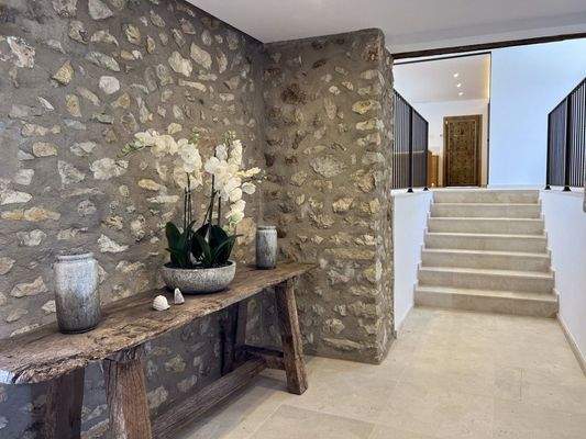 Finca mit Pool zum Verkauf in Capdella, Mallorca