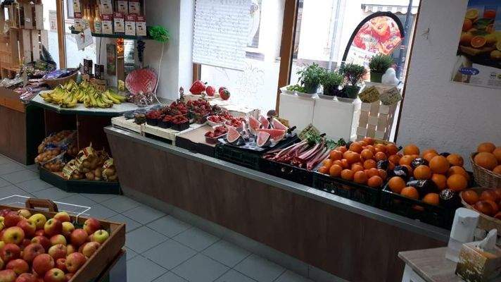Obst-u Gemüseladen