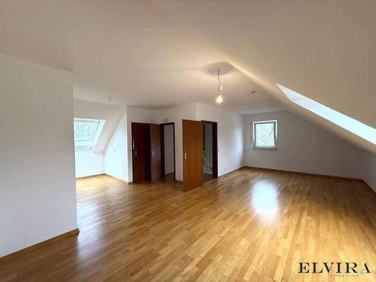 Studio/Büro/Einliegerwohnung 2.OG