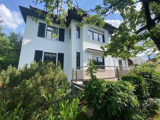 Süße Versuchung!- Kirchen pflücken direkt von der Terrasse!