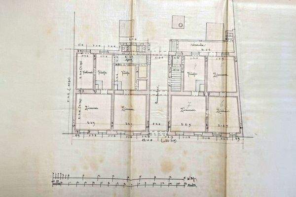 Plan Erdgeschoß Straßentrakt 1877