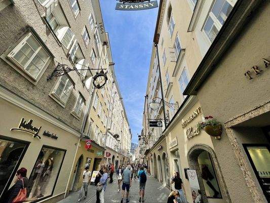 Top Adresse für Wohnen und Einzelhandel