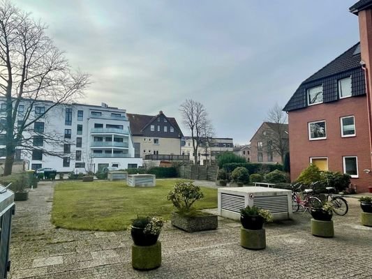 Innenhof mit Fahrradabstellplätzen