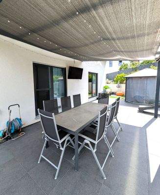 Terrasse mit Pergola 