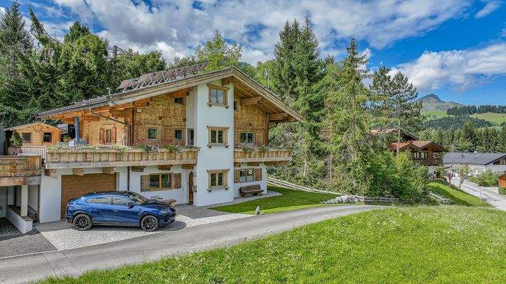 KITZIMMO-Freizeitwohnsitz in Ruhelage mit traumhaftem Ausblick kaufen - Immobilien Fieberbrunn.