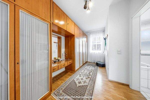 Ankleide OG (Hauptwohnung)