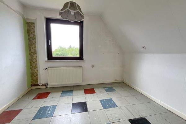 Kleines Zimmer im DG