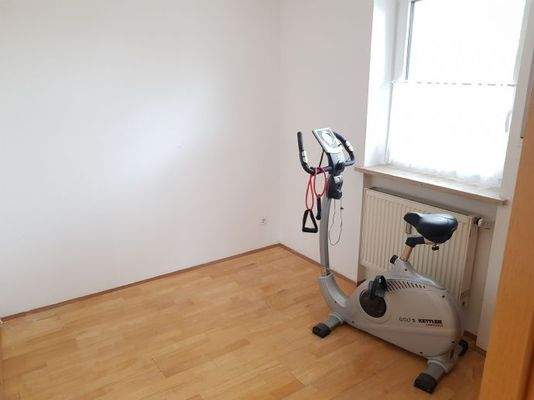 Schlafzimmer mit Fenster