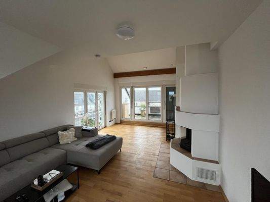 Wohnzimmer DG-Wohnung