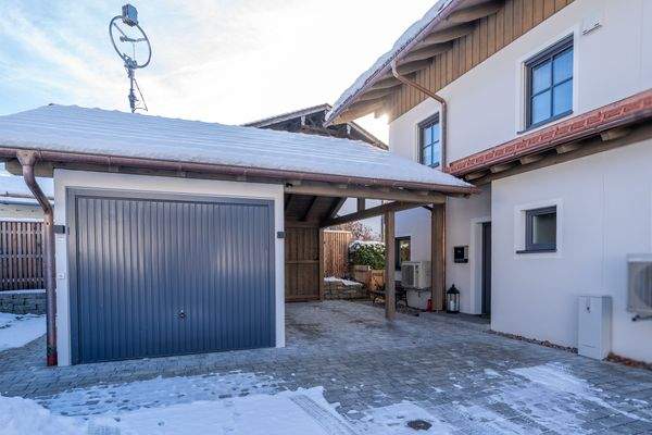 Garage und Carport
