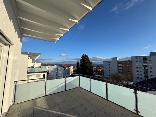 ...große Terrasse mit Weitblick