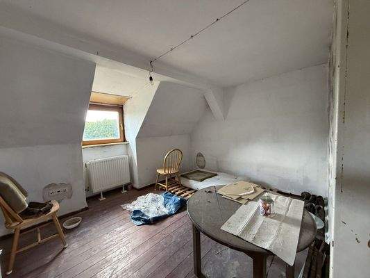 Zimmer im Dachboden