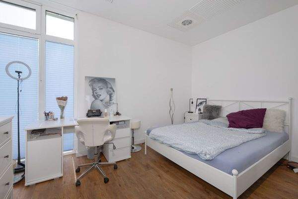 Schlafbereich/ Büro