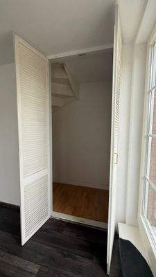 Abstellraum im Wohnzimmer