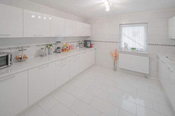 Fluorn-Winzeln  (24)