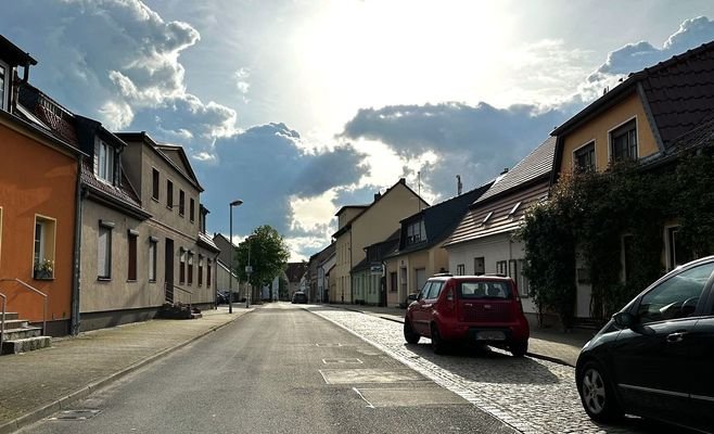 Straßenansicht.jpg