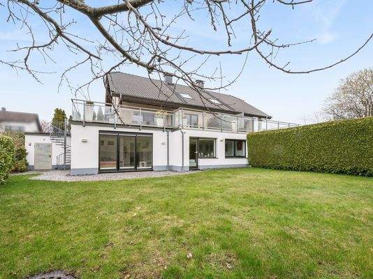 Rückansicht mit Garten