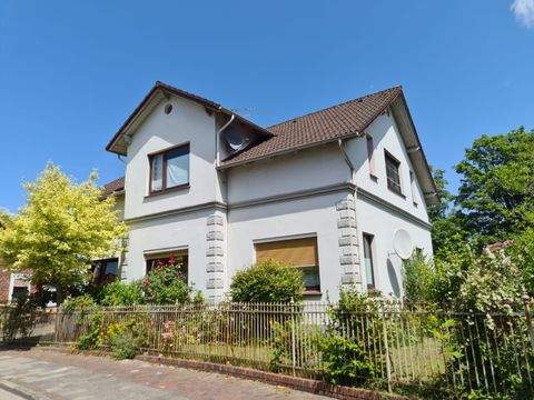 Varel Renditeobjekte, Mehrfamilienhäuser, Geschäftshäuser, Kapitalanlage