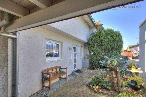 Carport - Hauseingang