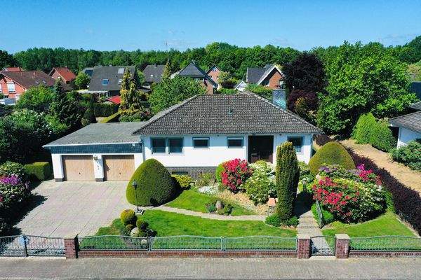 Haus- und Grundstücksansicht 