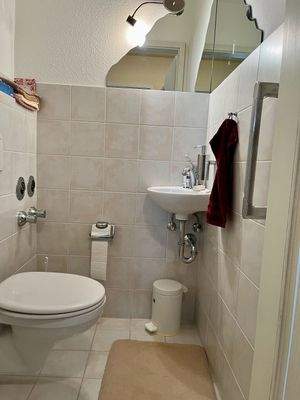 EG - separates Gäste-WC