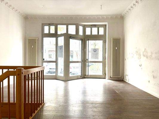 Blick1 in den Verkaufsraum