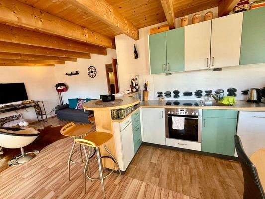 Familienfreundliche Maisonette in Prad, 161 m², 2 Bäder, Balkon, Garten, alles fußläufig.Ampio duplex per famiglie a Prato, 161 m², 2 bagni, balconi, orto, tutto vicino.Spacious family duplex in Prad, 161 m², 2 bathrooms, balconies, garden, central.