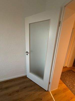 Küchentür mit Glasausschnitt 25.10.19.jpeg