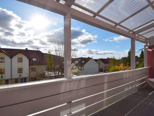 Überdachte Loggia in Südausrichtung - OG